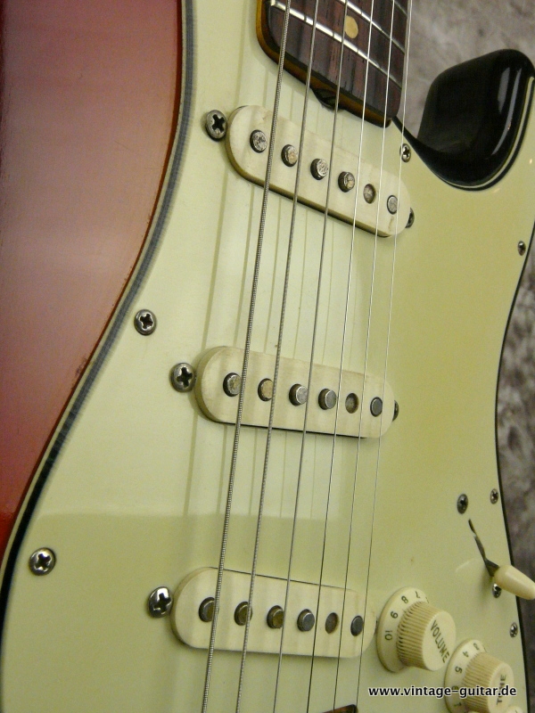Stratocaster-mint-Fender-1965-sunburst-greenguard-transition-Logo-013.JPG