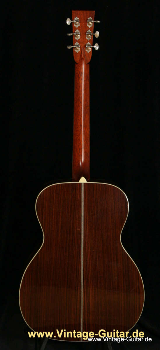 Santa_Cruz_Acoustic_Guitar-002.jpg