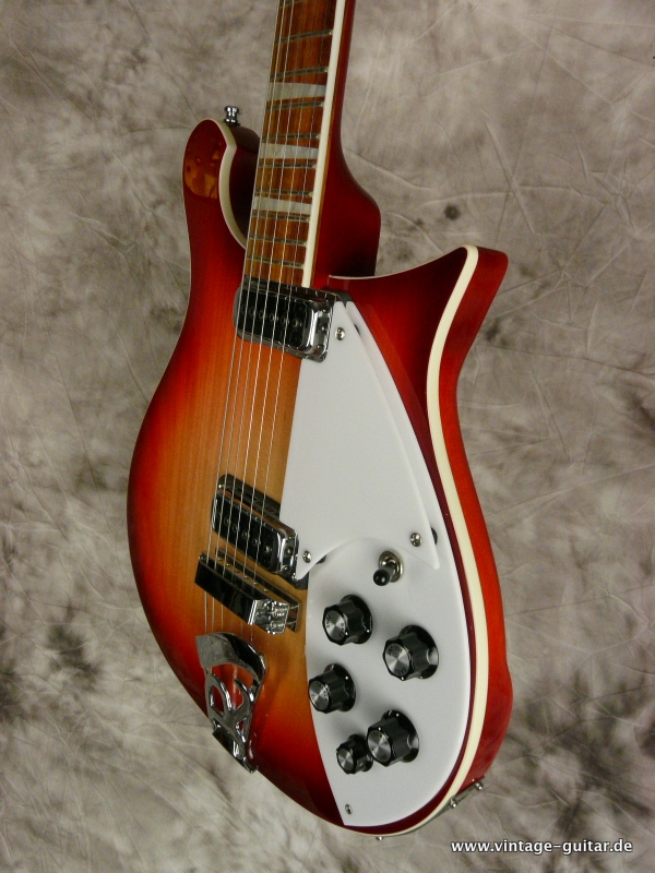 Rickenbacker-620-620:6-fireglo-2011-006.JPG