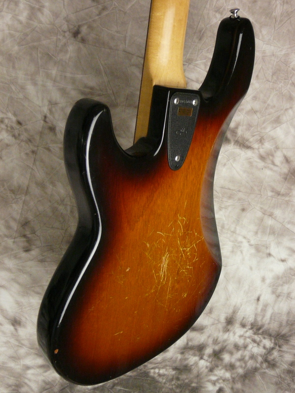 G&L-Bass-L-1000-sunburst-1983-009.JPG