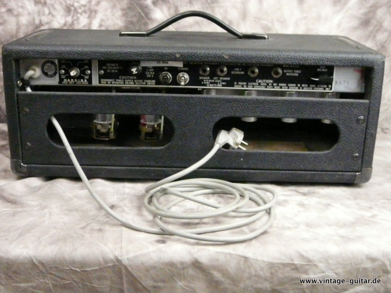 Fender-Bassman_70-1981-silverface-006.JPG