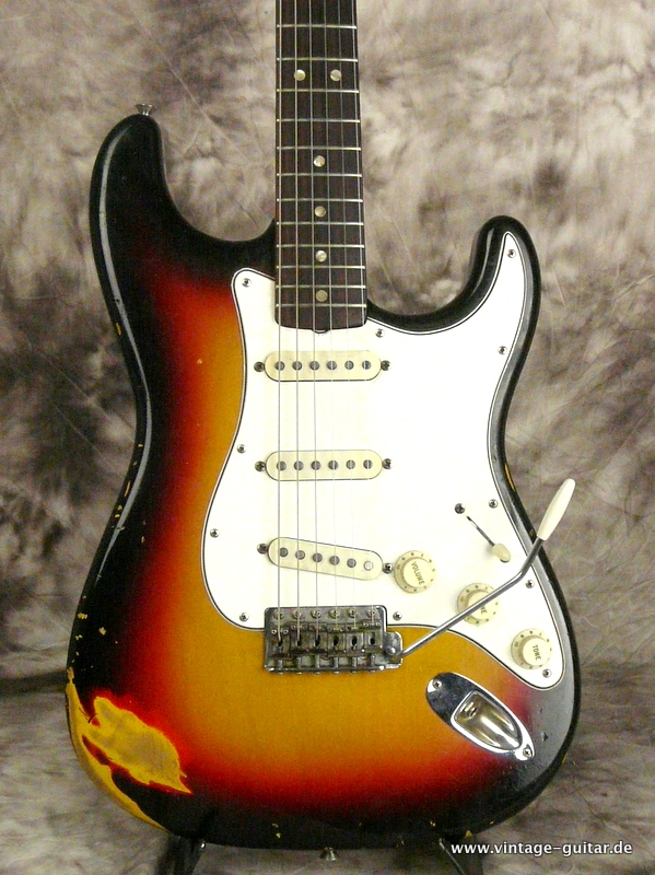 Fender-Stratocaster-1966-sunburst-002.JPG