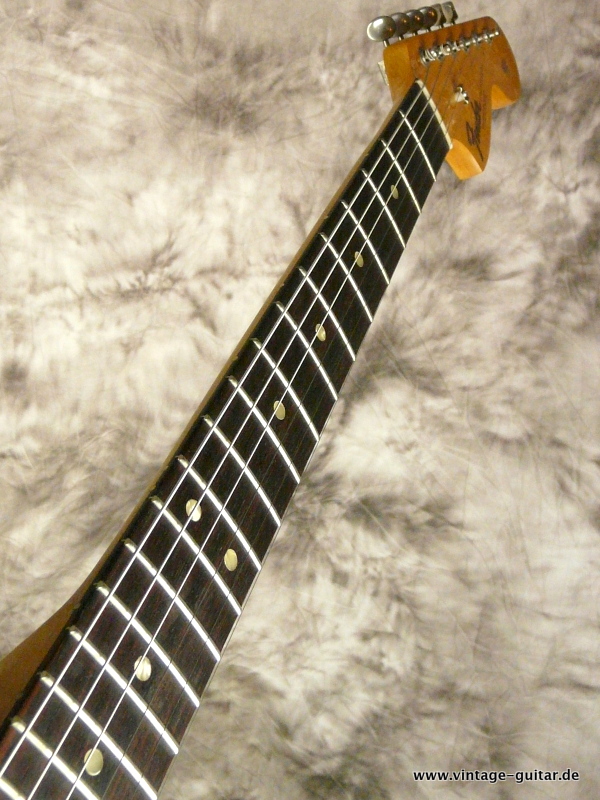 Fender-Stratocaster-1966-sunburst-008.JPG