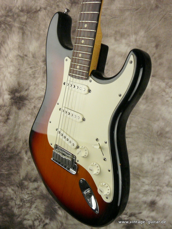 Fender-Stratocaster-US-Standard-2010-009.JPG
