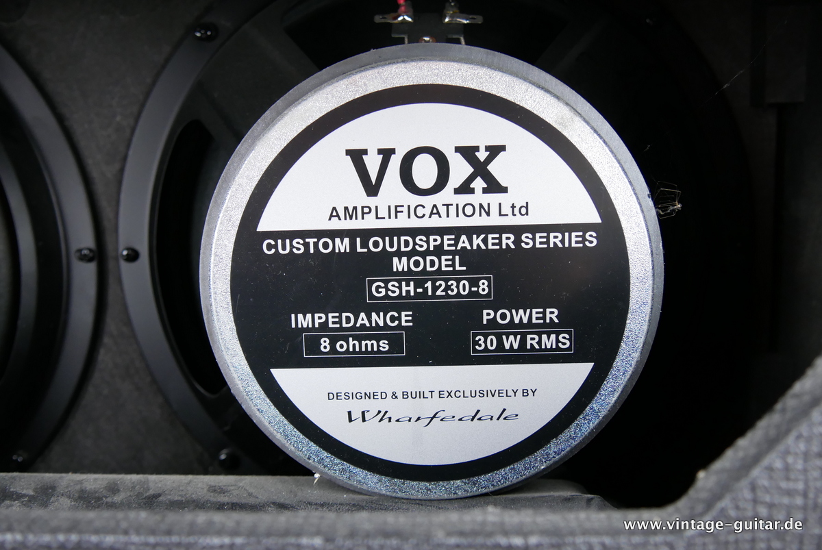 img/vintage/2545/Vox_AC_30_combo_black_2008-012.JPG