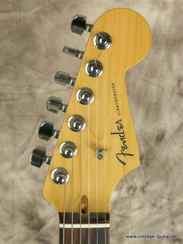 Fender-Stratocaster_Special-2011-natural-003.JPG
