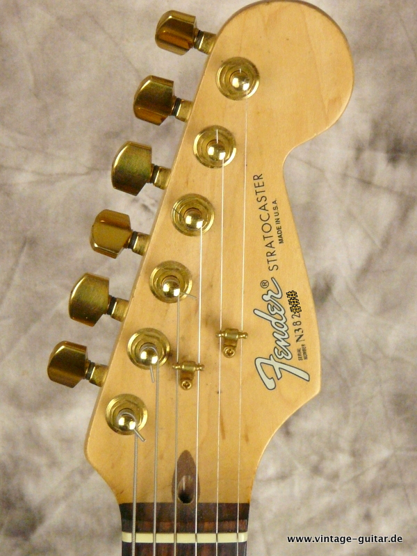 Fender-Stratocaster_1993-Special-Edition-green-metallic-004.JPG