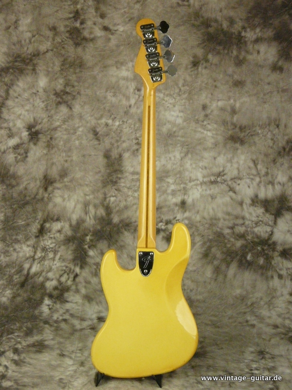 Fender-Jazz-Bass-1976-olympic-white-003.JPG