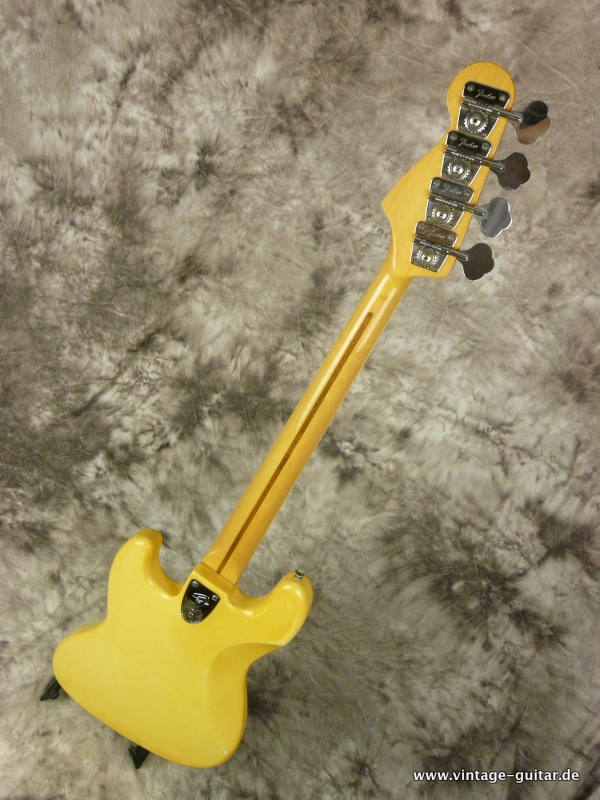 Fender-Jazz-Bass-1976-olympic-white-009.JPG
