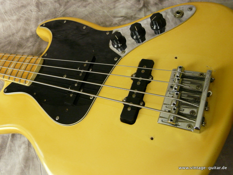 Fender-Jazz-Bass-1976-olympic-white-012.JPG