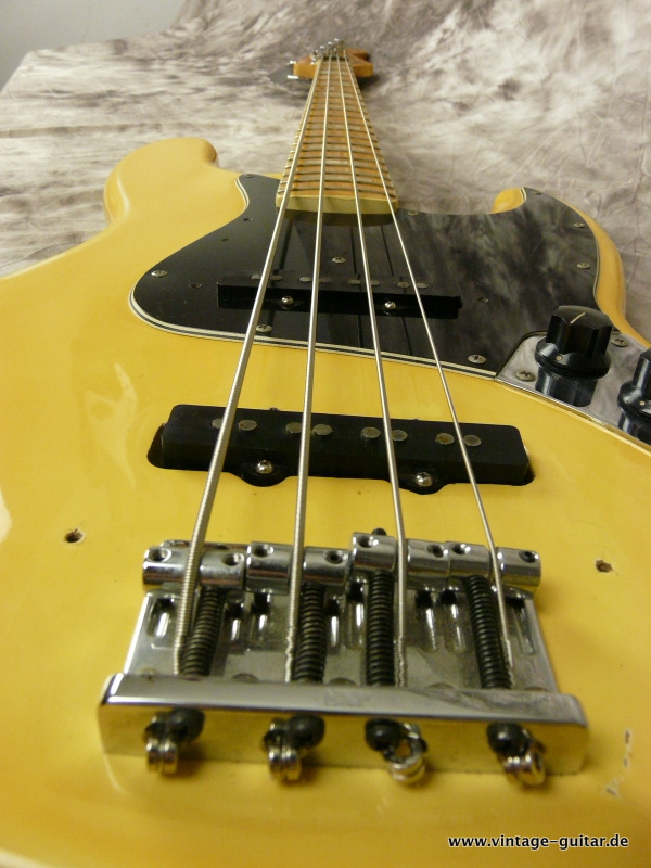 Fender-Jazz-Bass-1976-olympic-white-014.JPG