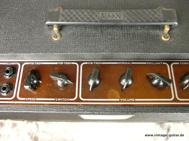 Vox-AC30:6-AC-30-1963-copper-blue-bulldogs-006.JPG