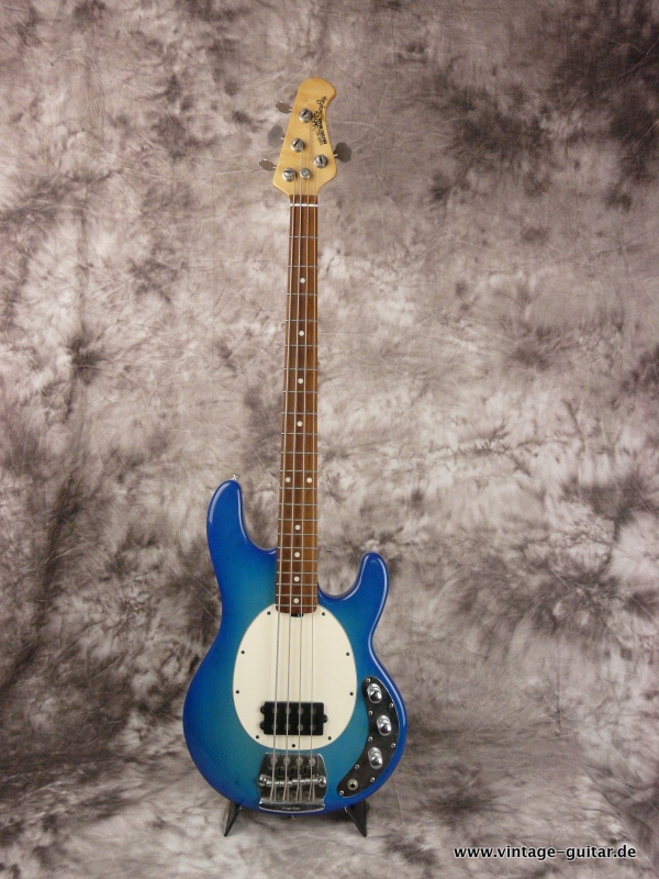 Musicman-Stingray-blueburst-1991-001.JPG
