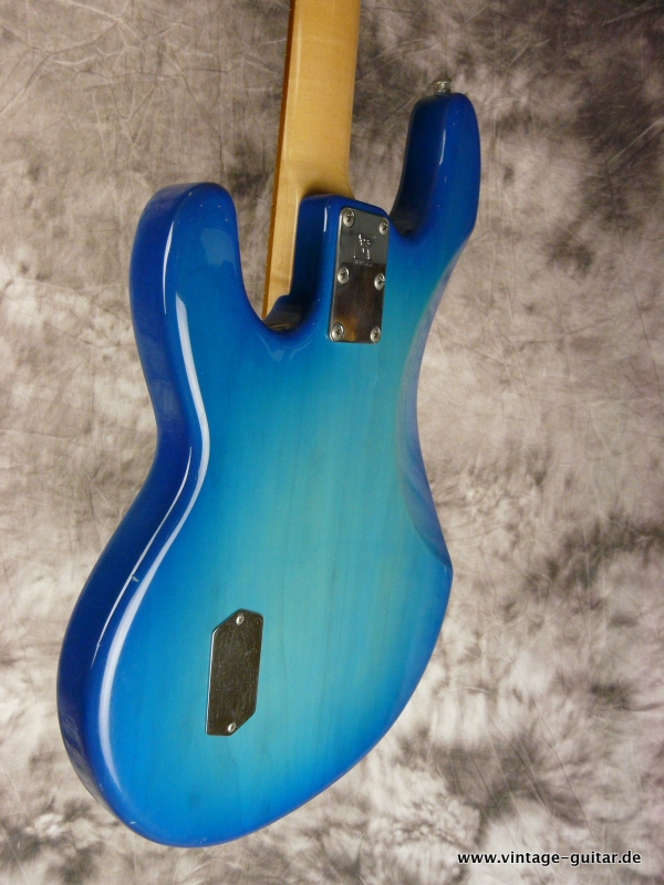 Musicman-Stingray-blueburst-1991-007.JPG