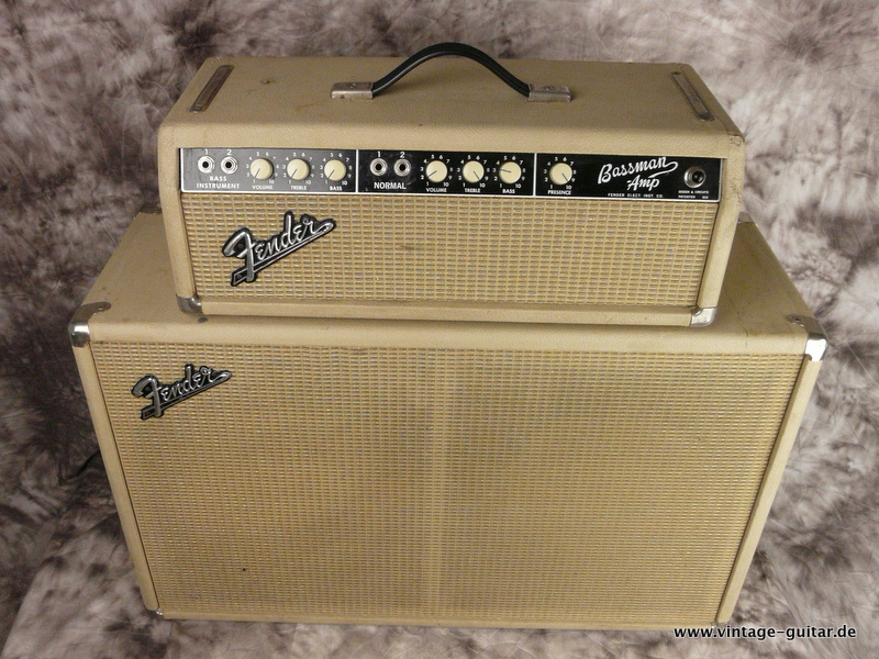 Fender_Bassman_Piggyback_white-tolex-Brian-Setzer-1964-002.JPG
