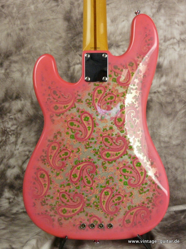 Fender-Telecaster-Bass-Pink-Paisley-Japan-004.JPG