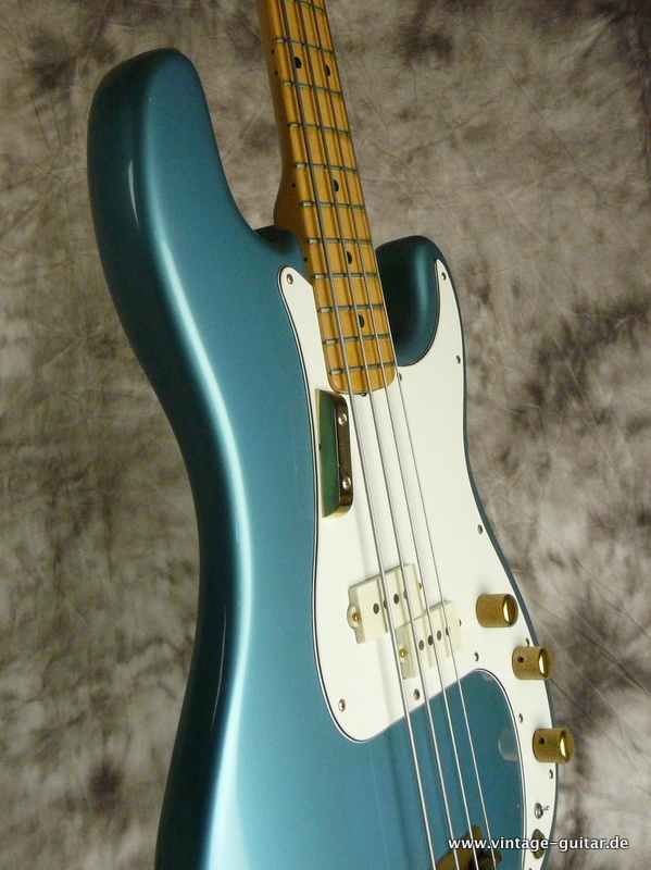 Fender-Precision-Special-lake-placid-blue-1983-011.JPG