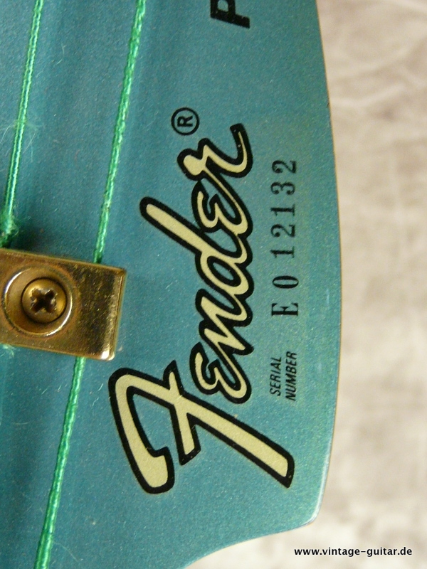 Fender-Precision-Special-lake-placid-blue-1983-014.JPG