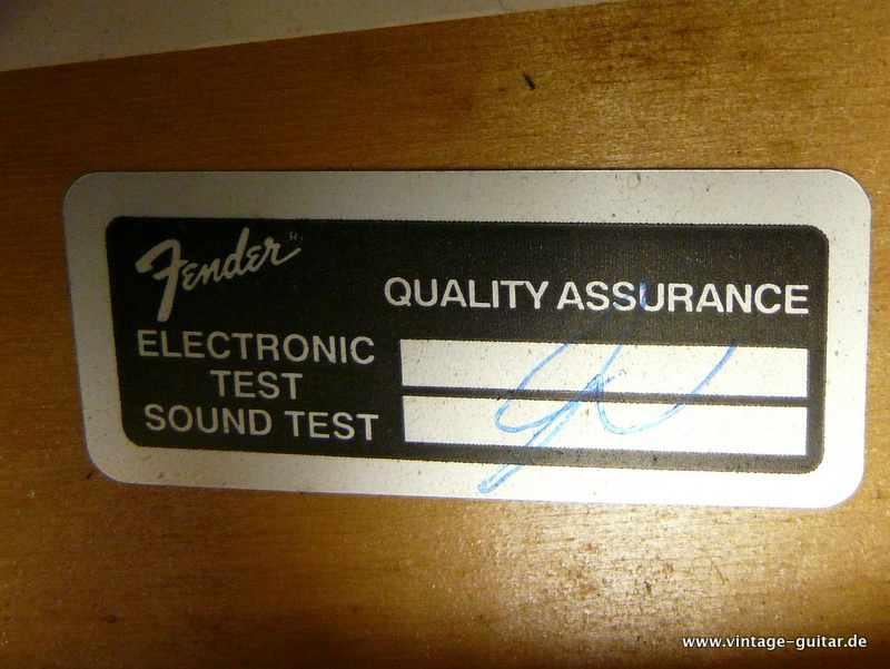 Fender-Bassman-Tweed-first-reissue-1991-007.JPG