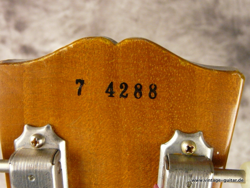 Gibson-Les-Paul-Standard-1957-aged-Bigby-011.JPG