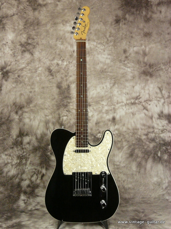 Fender-Telecaster-Special-Black-binding-001.JPG