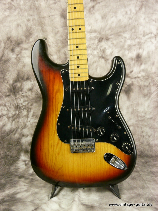 Fender-Stratocaster-sunburst-1980-non-tremolo-002.JPG