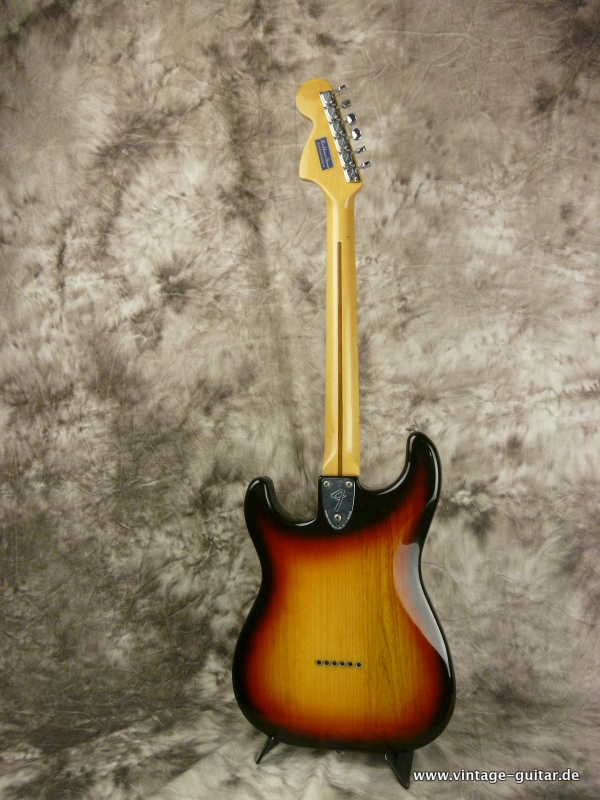 Fender-Stratocaster-sunburst-1980-non-tremolo-003.JPG