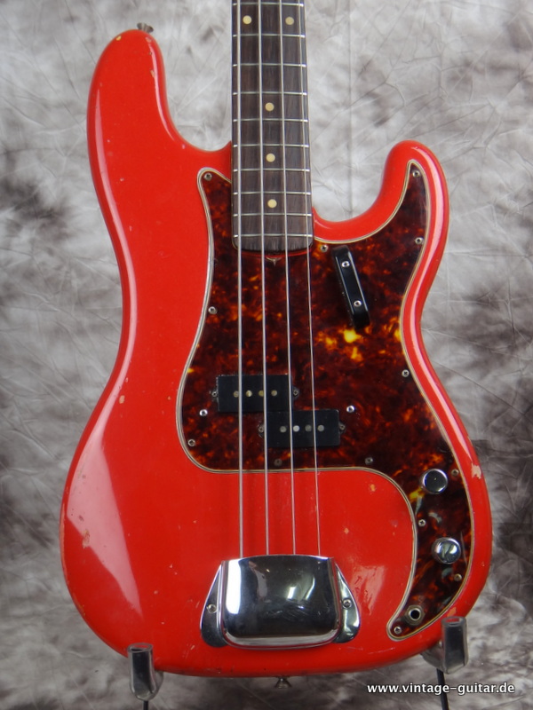 Fender-Precision-1961-red-002.JPG