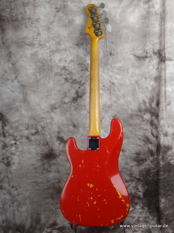 Fender-Precision-1961-red-refinished-001.JPG