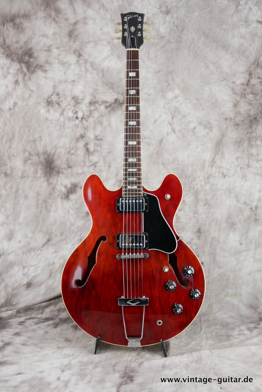 Gibson-ES-335-TD-1976-001.JPG