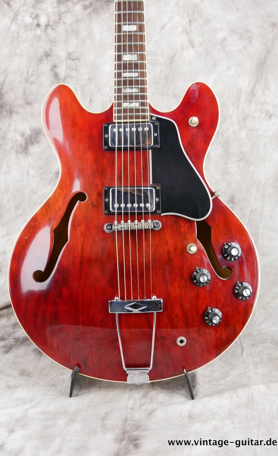 Gibson-ES-335-TD-1976-002.JPG