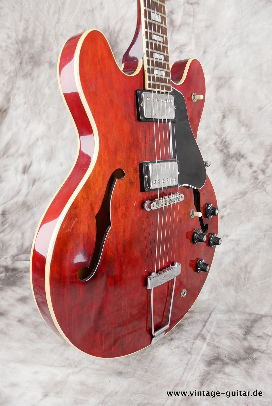 Gibson-ES-335-TD-1976-005.JPG