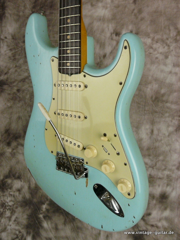 Fender_Stratocaster_1960-slabboard-surfgreen-012.JPG