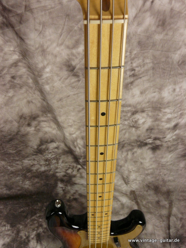 Fender_Precision_Bass_1958-USA-Reissue-009.JPG