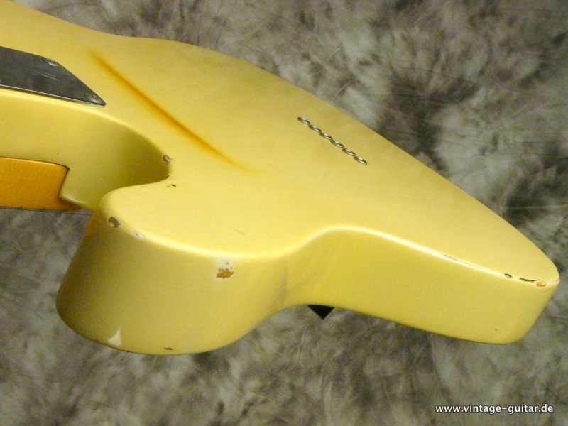 Fender-blonde-Telecaster-1968-maple-fretboard-007.JPG