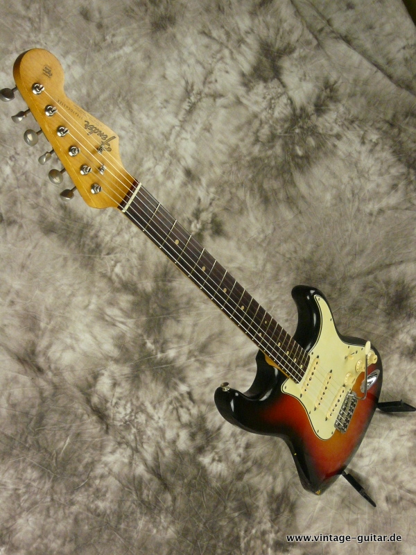 Fender-Stratocaster-1964-65-sunburst-013.JPG