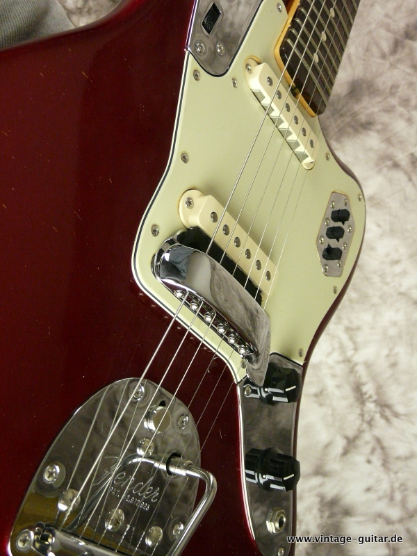 Fender-Jaguar-62-Special-Run-Thin-Lacquer-candy-apple-red-2008-014.JPG