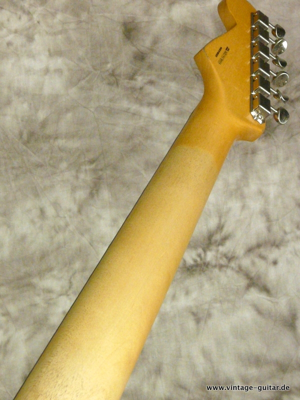 Fender-Stratocaster-2016-Roadworn-olympic-white-008.JPG