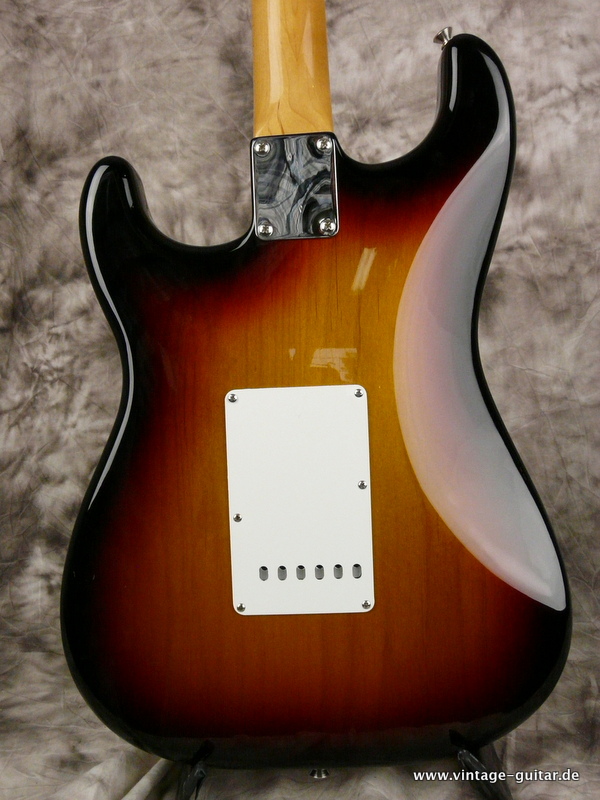 Fender-Mexico-Stratocaster-Classic-60th-Reissue-004.JPG