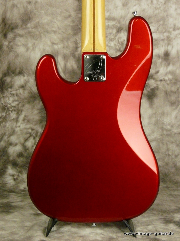 Fender-Precision-Bass-CAR-Duck-Dunn-003.JPG