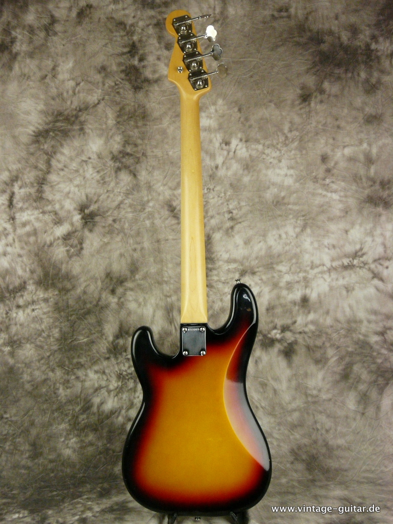 Fender-Precision-Bass-1962-Reissue-003.JPG
