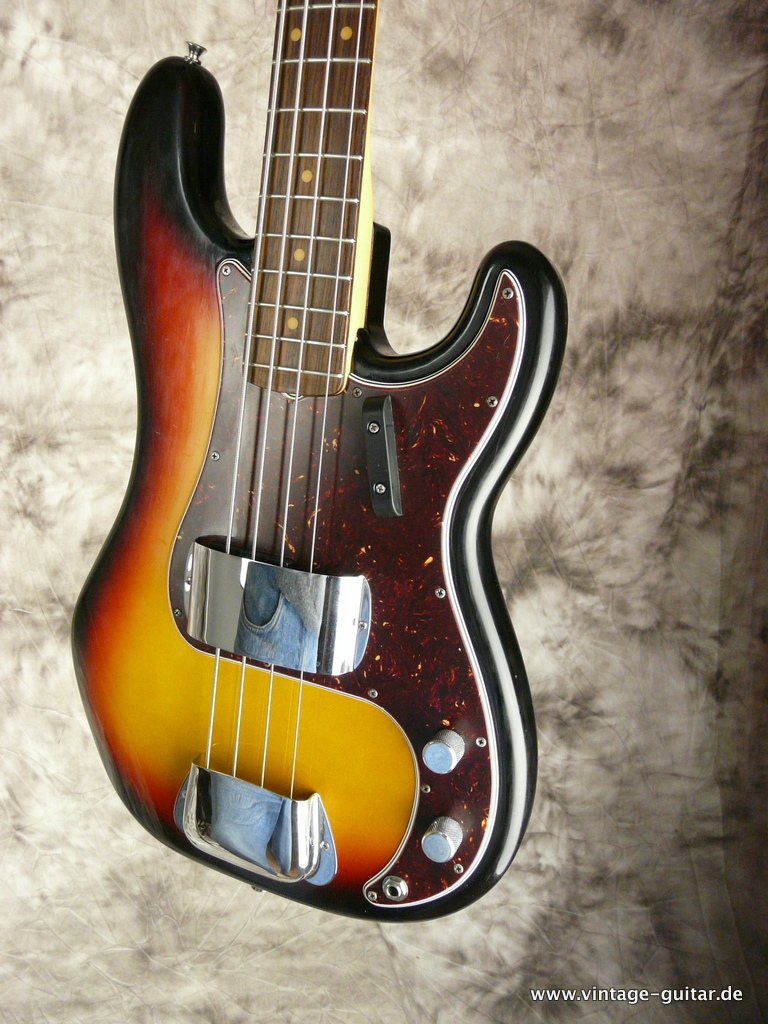 Fender-Precision-Bass-1962-Reissue-006.JPG