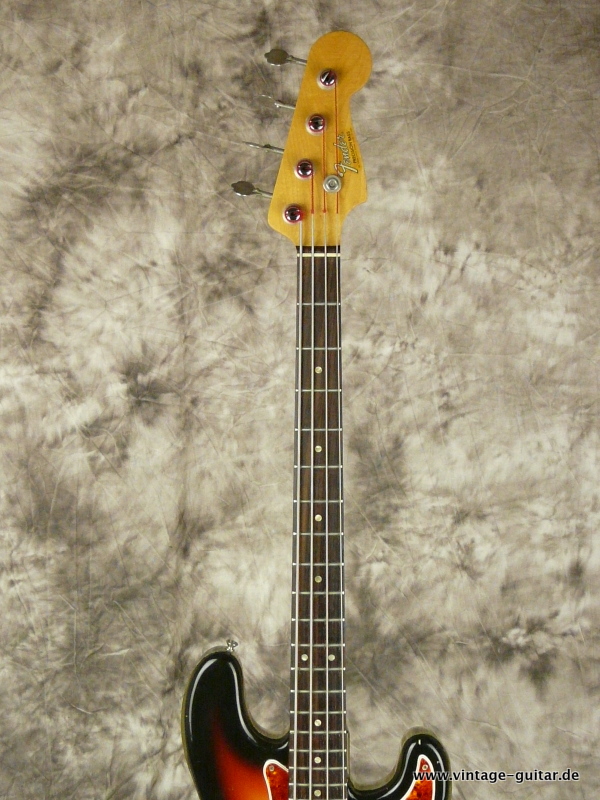 Fender-Precision-Bass-1966-sunburst-near-mint-003.JPG