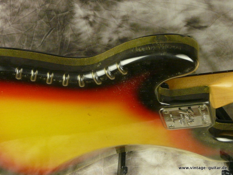 Fender-Precision-Bass-1966-sunburst-near-mint-016.JPG