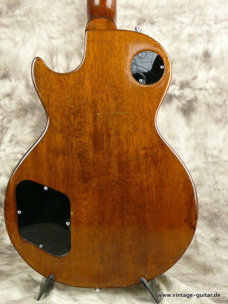Gibson_Les-Paul_Goldtop-converted_humbucker-stoptail-piece-005.JPG