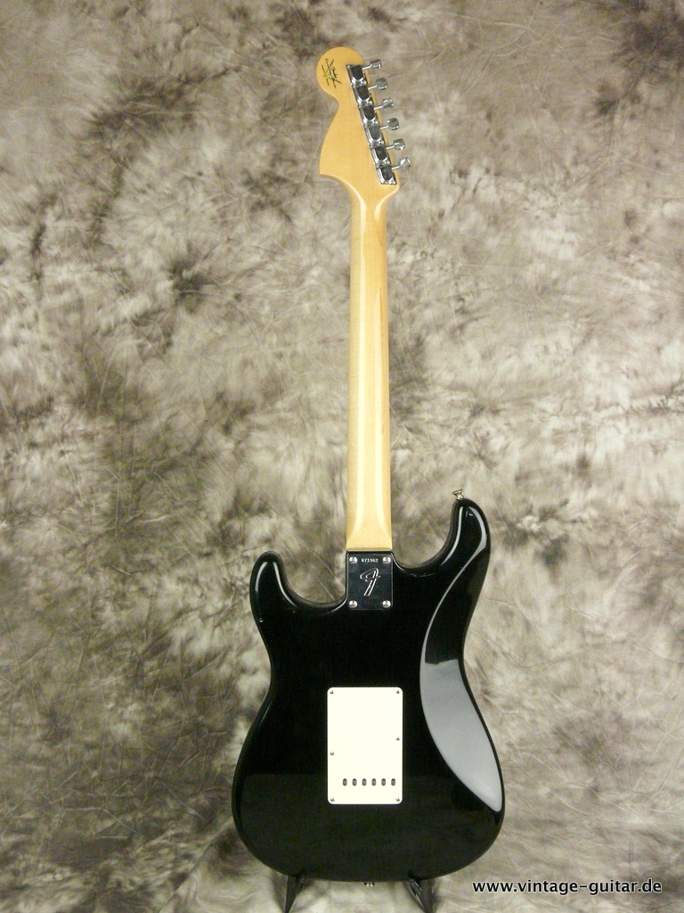 Fender_Stratocaster-2014-Richie-Blackmoore-Custom-Shop-Tribute-004.JPG