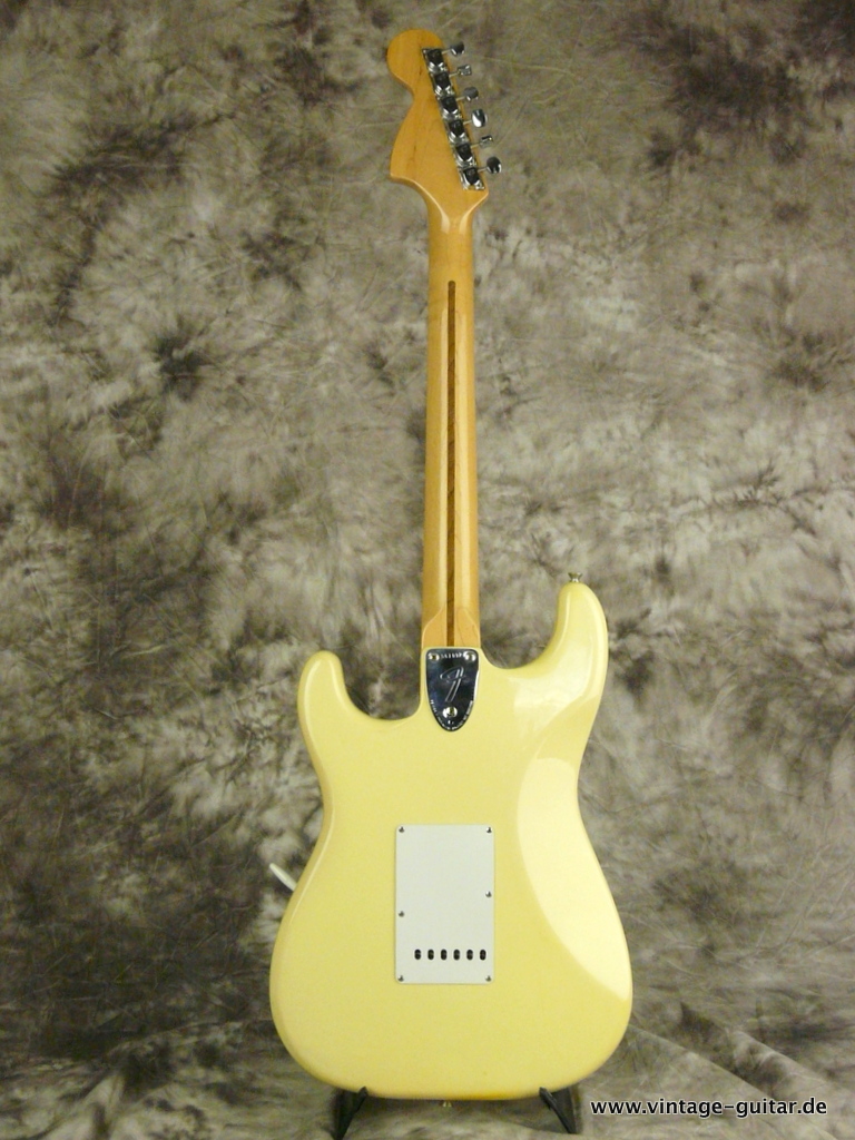 Fender-stratocaster-1974-olympic_white-004.JPG