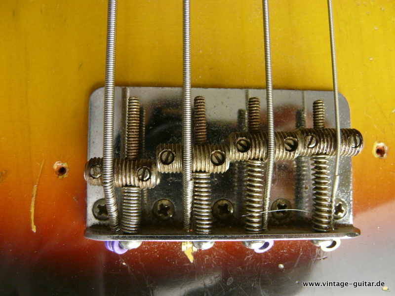 Fender-Precision-Bass-1966-1967-sunburst-014.JPG