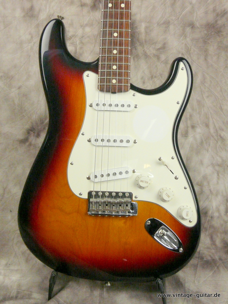 Fender-Stratocaster-Jimi-Hendrix-Voodoo-1998-002.JPG