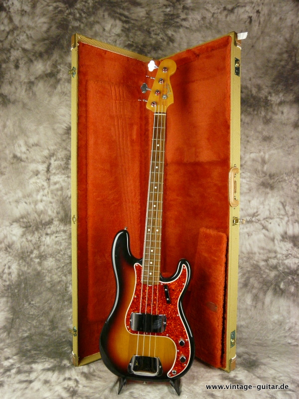 Fender_Precision_Bass-1982-1962-reissue-Fullerton-014.JPG